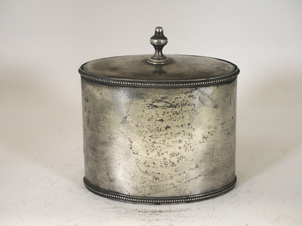 ANTIQUE ENGLISH PEWTER GEORGIAN TEA CADDY, WITH PRESSER, MAKER R P CIRCA 1780. View III