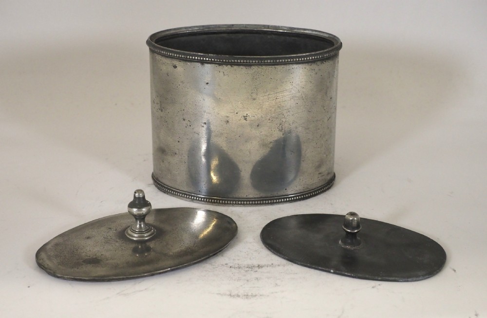 ANTIQUE ENGLISH PEWTER GEORGIAN TEA CADDY, WITH PRESSER, MAKER R P CIRCA 1780. View IV
