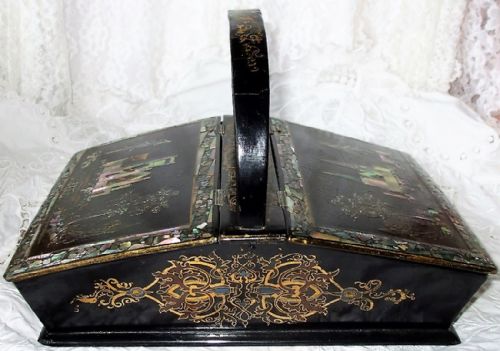Antique English Victorian Papier-m�ch� Needlework Casket