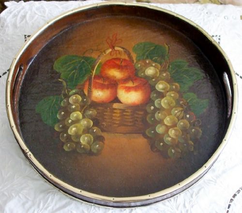 Antique English Victorian Papier-m�ch� Waiter / Tray