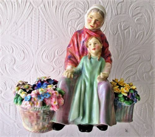 Vintage Royal Doulton English Porcelain Figurine ~ "Granny's Heritage" ~ HN 1873