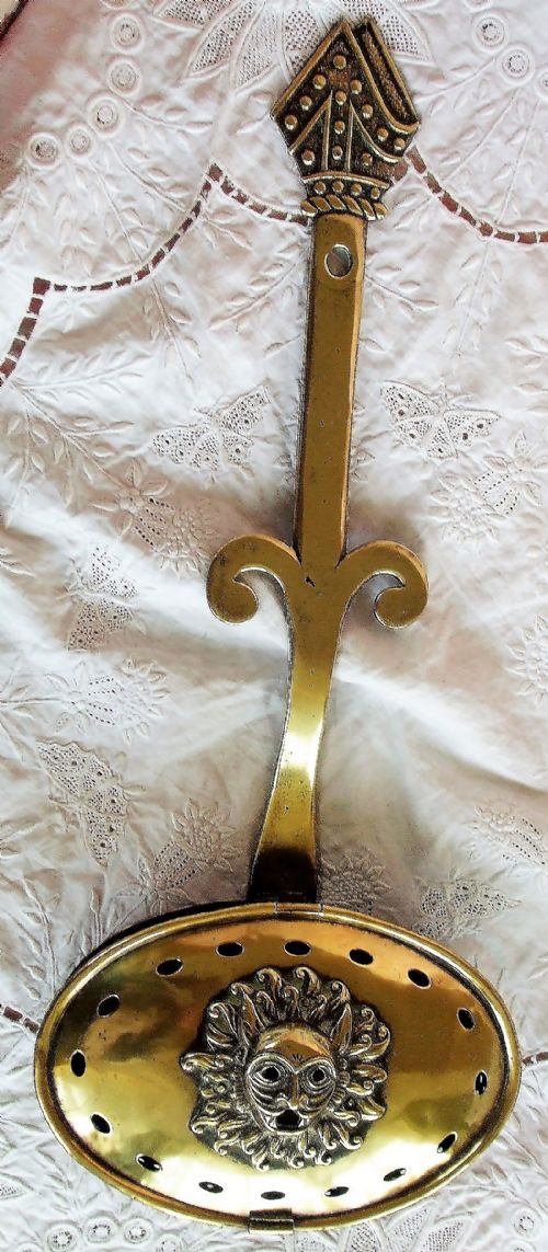 Vintage English "Durham Cathedral" Brass Chestnut Roaster