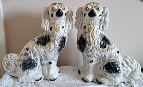 Pair of Antique English Victorian Staffordshire Pottery "Comforter" Spaniels ~ H 2416 / H 2417