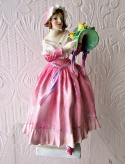 Vintage Royal Doulton English Porcelain Figurine ~ "The New Bonnet" ~ HN 1728
