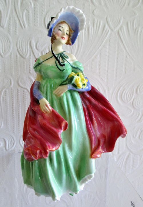 Vintage Royal Doulton English Porcelain Figurine ~ "Lady April" ~ HN 1965