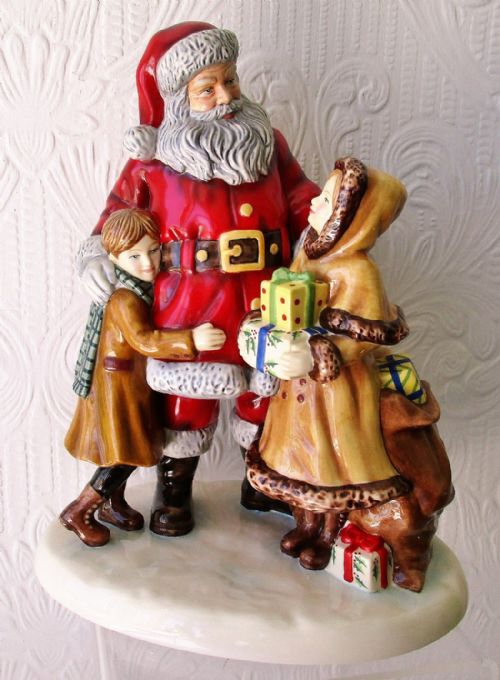 Royal Doulton Porcelain Figurine ~ "Christmas Joy" ~ HN 5548