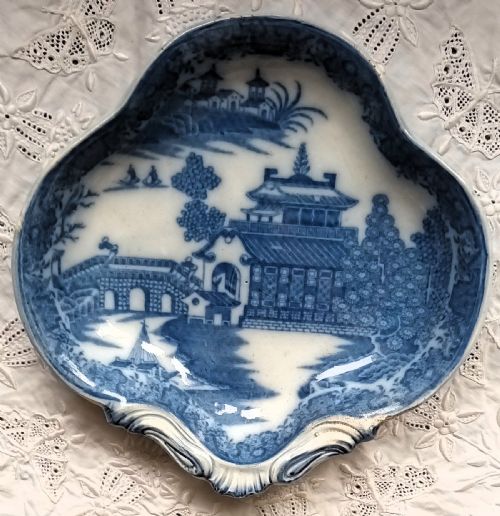 Antique Welsh Georgian Blue and White Transfer Two Man / Scroll Chinoiserie Dish