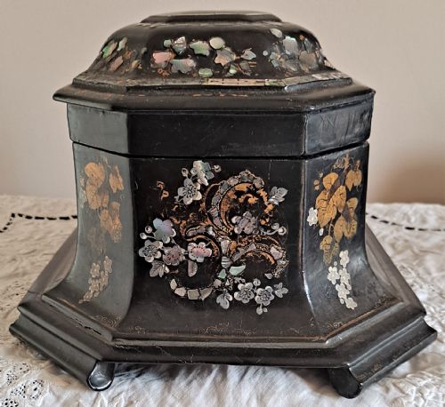 ANTIQUE ENGLISH VICTORIAN PAPIERMCH TEA CADDY - ADDITIONAL PHOTO 1