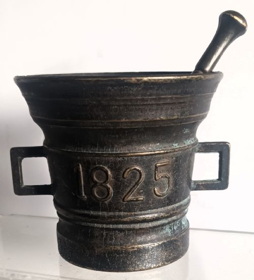 ANTIQUE ENGLISH GEORGIAN BRONZE MORTAR AND PESTLE