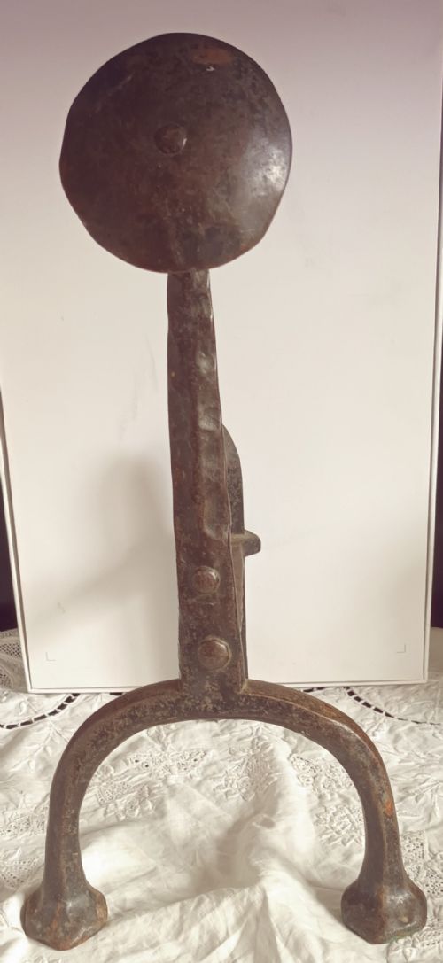 PAIR OF ANTIQUE ENGLISH VICTORIAN WROUGHT IRON ARTS CRAFTS ANDIRONS - ADDITIONAL PHOTO 3