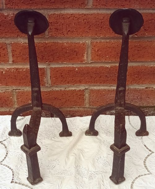 PAIR OF ANTIQUE ENGLISH VICTORIAN WROUGHT IRON ARTS CRAFTS ANDIRONS - ADDITIONAL PHOTO 7