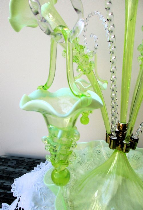 ANTIQUE ENGLISH VICTORIAN GREEN GLASS EPERGNE - ADDITIONAL PHOTO 5