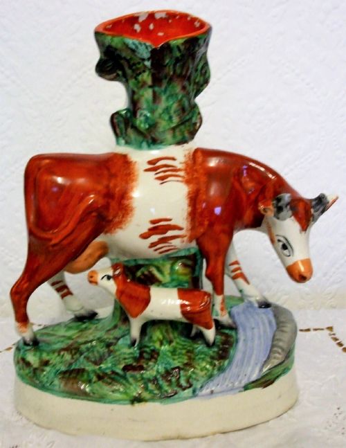 PAIR OF ANTIQUE ENGLISH VICTORIAN STAFFORDSHIRE POTTERY COW AND CALF SPILL VASES - ADDITIONAL PHOTO 2