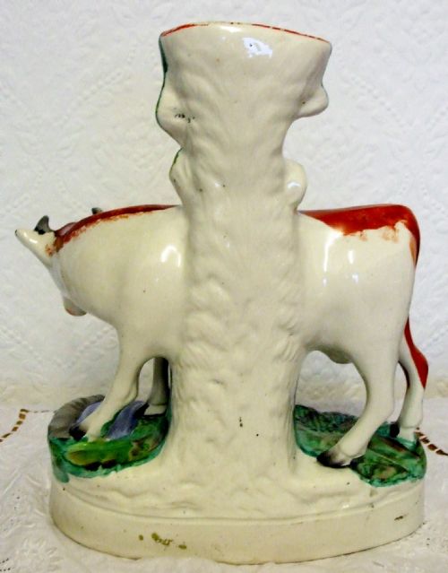 PAIR OF ANTIQUE ENGLISH VICTORIAN STAFFORDSHIRE POTTERY COW AND CALF SPILL VASES - ADDITIONAL PHOTO 4