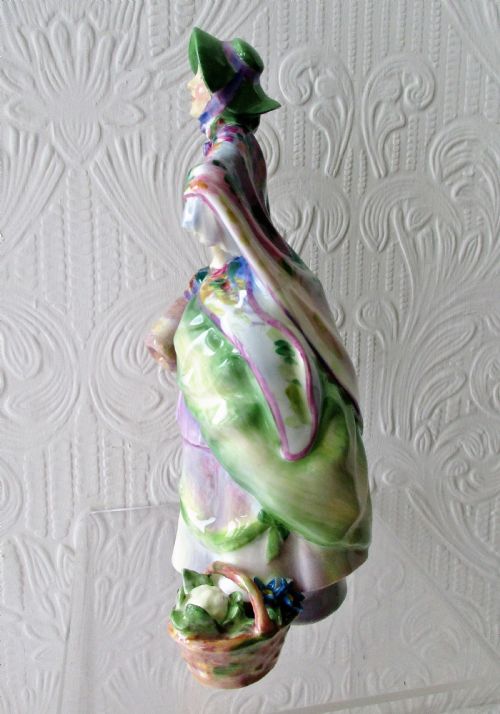 VINTAGE ROYAL DOULTON ENGLISH PORCELAIN FIGURINE DOLLY VARDON HN 1515 - ADDITIONAL PHOTO 1