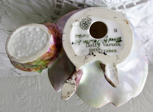 VINTAGE ROYAL DOULTON ENGLISH PORCELAIN FIGURINE DOLLY VARDON HN 1515 - ADDITIONAL PHOTO 4