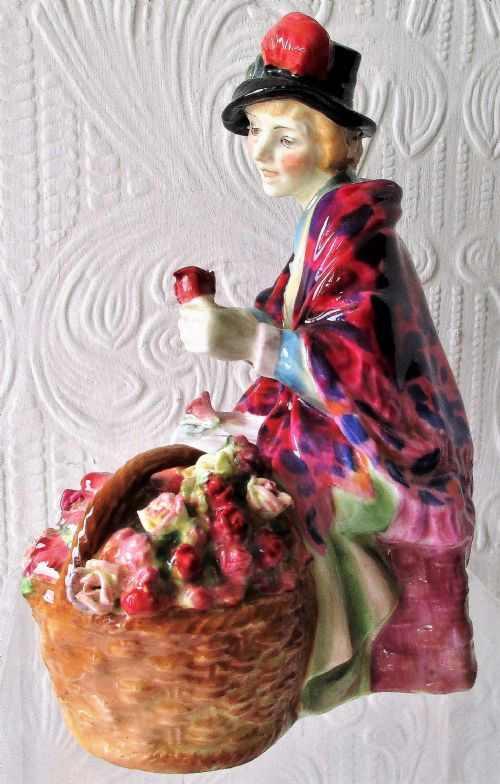 VINTAGE ROYAL DOULTON ENGLISH PORCELAIN FIGURINE ALL A' BLOOMIN' HN 1466 - ADDITIONAL PHOTO 1
