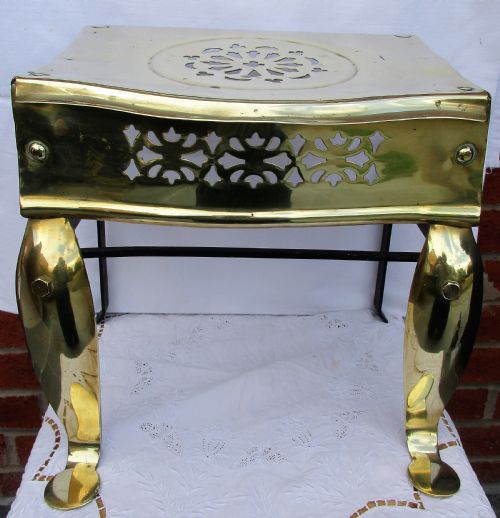 ANTIQUE ENGLISH VICTORIAN BRASS AND STEEL FOOTMAN - ADDITIONAL PHOTO 5