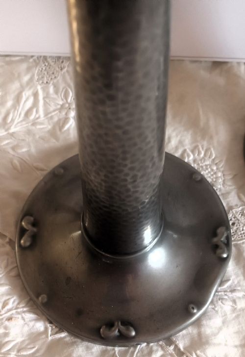 PAIR OF ANTIQUE ARTS AND CRAFTS PEWTER CANDLESTICKS - ADDITIONAL PHOTO 5