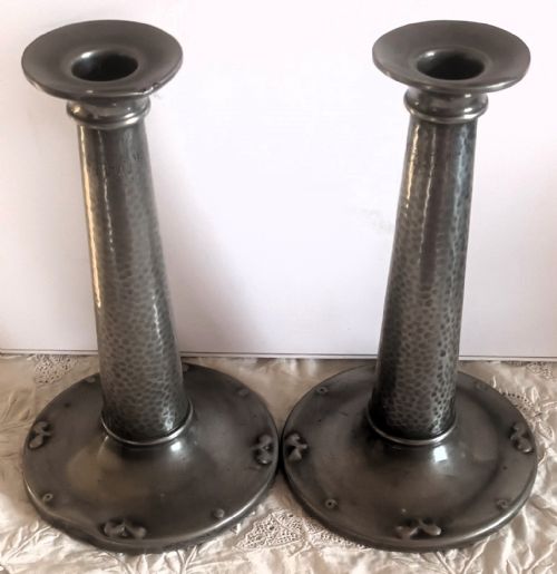 PAIR OF ANTIQUE ARTS AND CRAFTS PEWTER CANDLESTICKS - ADDITIONAL PHOTO 8