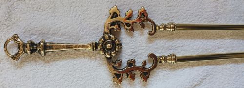 SET OF THREE ANTIQUE ENGLISH VICTORIAN BRASS FIRE IRONS - ADDITIONAL PHOTO 8