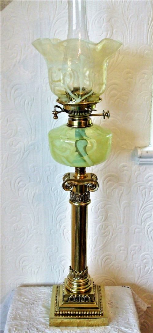 ANTIQUE ENGLISH VICTORIAN HINKS IONIC COLUMN BRASS OIL LAMP