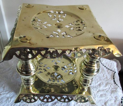ANTIQUE ENGLISH VICTORIAN BRASS TWO TIER TRIVET KETTLE STAND - ADDITIONAL PHOTO 5
