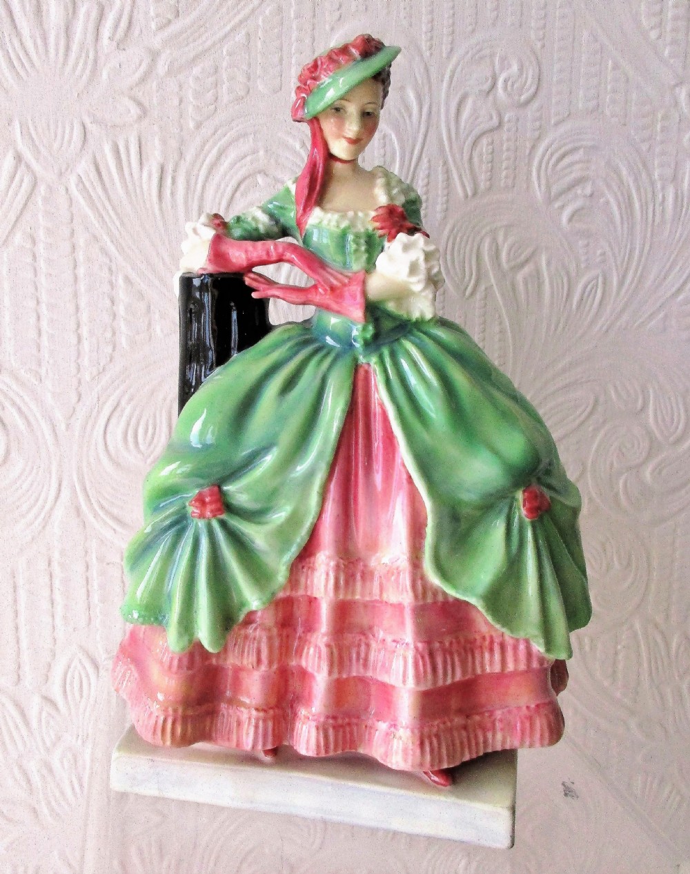Vintage Royal Doulton English Porcelain Figurine ~ 