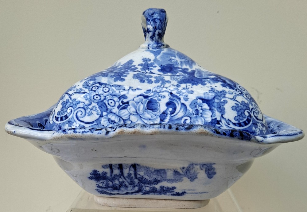 Victorian blue and white earthenware covered vegetable tureen featuring a printed rural landscape pattern. View V
