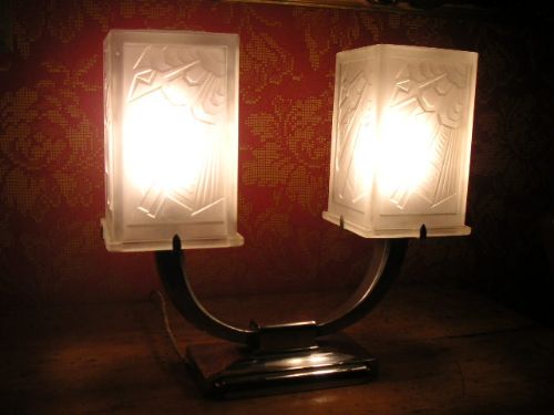 Splendid Art Deco Console Lamp
