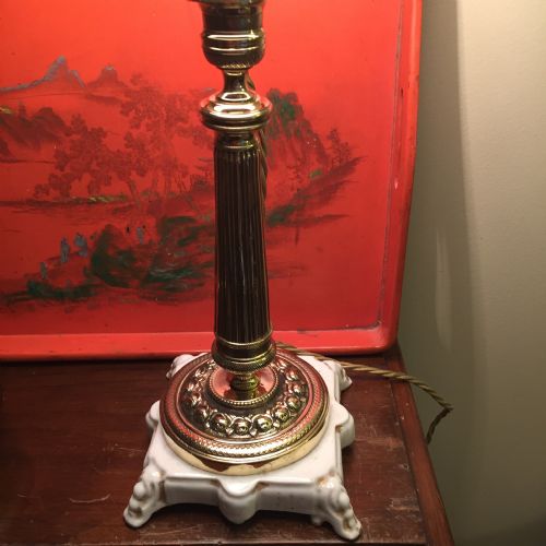 ELEGANT 1920 COLUMN TABLE LAMP BRASS ON PORCELAIN DE PARIS - ADDITIONAL PHOTO 3