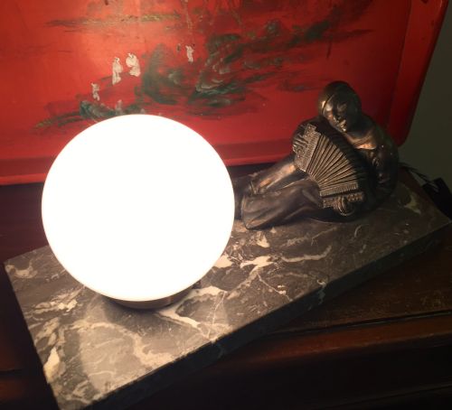 EVOCATIVE NIGHT LIGHT PIERROT PLAYING ACCORDION SPELTER ON MARBLE - ADDITIONAL PHOTO 2