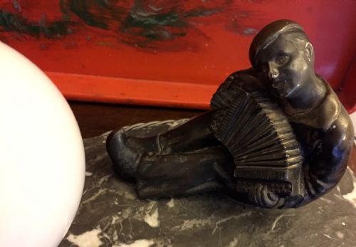 EVOCATIVE NIGHT LIGHT PIERROT PLAYING ACCORDION SPELTER ON MARBLE - ADDITIONAL PHOTO 3