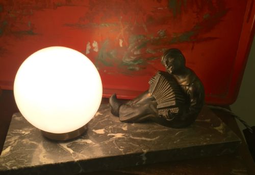 EVOCATIVE NIGHT LIGHT PIERROT PLAYING ACCORDION SPELTER ON MARBLE - ADDITIONAL PHOTO 4