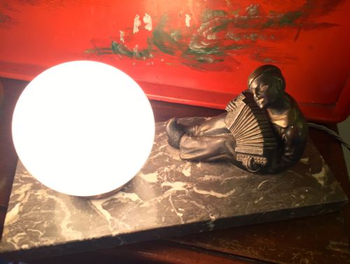EVOCATIVE NIGHT LIGHT PIERROT PLAYING ACCORDION SPELTER ON MARBLE - ADDITIONAL PHOTO 6