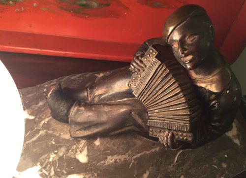 EVOCATIVE NIGHT LIGHT PIERROT PLAYING ACCORDION SPELTER ON MARBLE - ADDITIONAL PHOTO 7