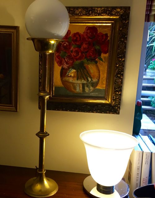 TALL PRICKET TABLE LAMP BRASS AND OPALINE - ADDITIONAL PHOTO 2