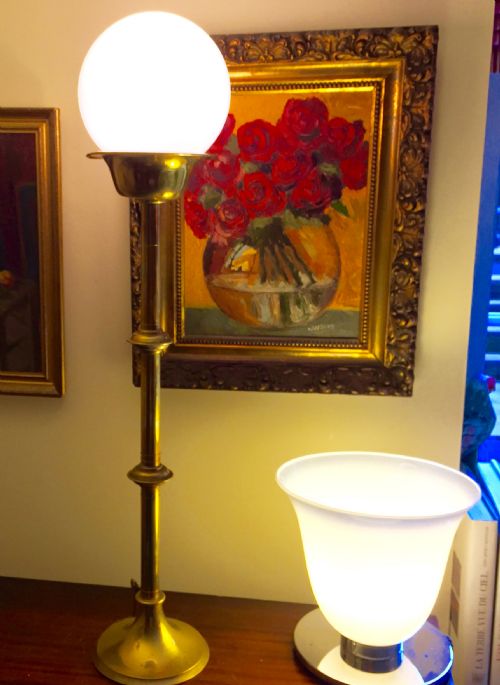 TALL PRICKET TABLE LAMP BRASS AND OPALINE - ADDITIONAL PHOTO 6