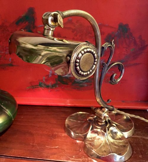 Traditional 1900 Notary Desk Lamp