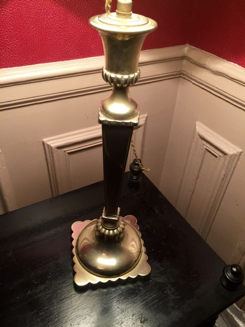 FINE QUALITY FRENCH TABLE LAMP BRONZE - ADDITIONAL PHOTO 2