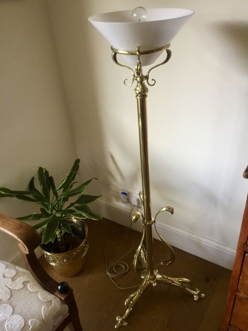 HANDSOME EDWARDIAN STANDARD UPLIGHTER BRASS - ADDITIONAL PHOTO 2