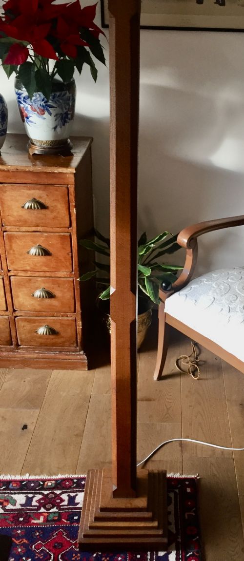 FINE QUALITY EDWARDIAN STEPPED STANDARD LAMP - ADDITIONAL PHOTO 4