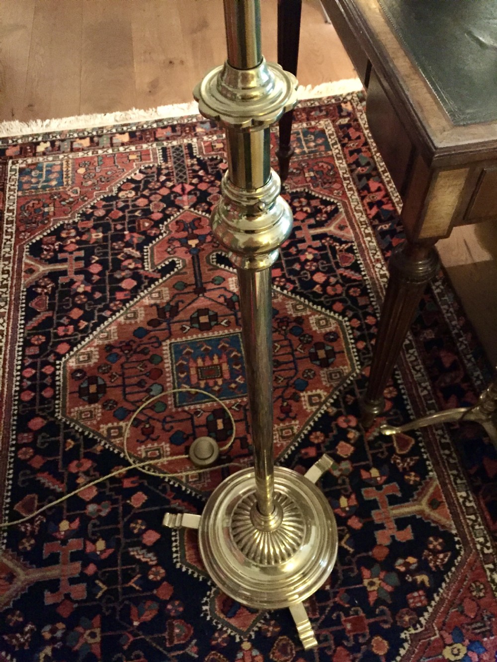 Handsome Edwardian Telescopic Standard Lamp Brass
