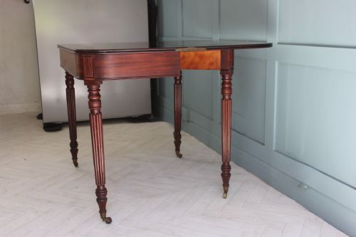 WILLIAM IV MAHOGANY TURNOVER TOP TEA TABLE - ADDITIONAL PHOTO 1