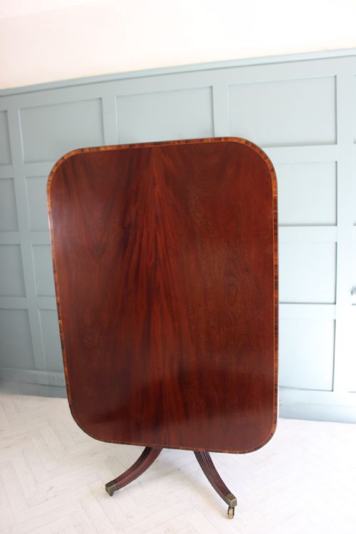 FINE REGENCY MAHOGANY BREAKFAST TABLE - ADDITIONAL PHOTO 1