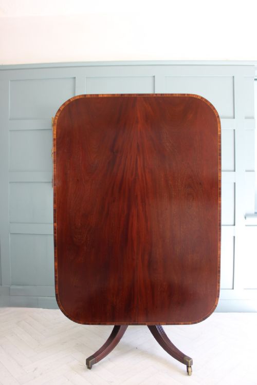 FINE REGENCY MAHOGANY BREAKFAST TABLE - ADDITIONAL PHOTO 3