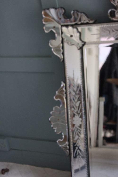 19TH CENTURY ANTIQUE VENETIAN STYLE MIRROR - ADDITIONAL PHOTO 3