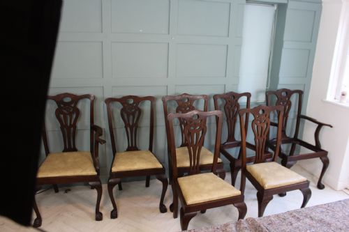SET OF SEVEN CHIPPENDALE STYLE DINING CHAIRS - ADDITIONAL PHOTO 4