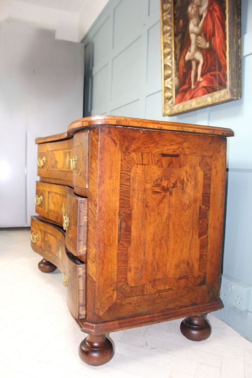 18THCENTURY AUSTRIAN BAROQUE CHEST OF DRAWERS CIRCA 1760 - ADDITIONAL PHOTO 11