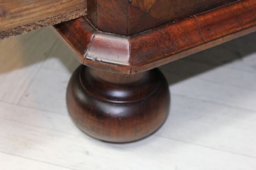 18THCENTURY AUSTRIAN BAROQUE CHEST OF DRAWERS CIRCA 1760 - ADDITIONAL PHOTO 12